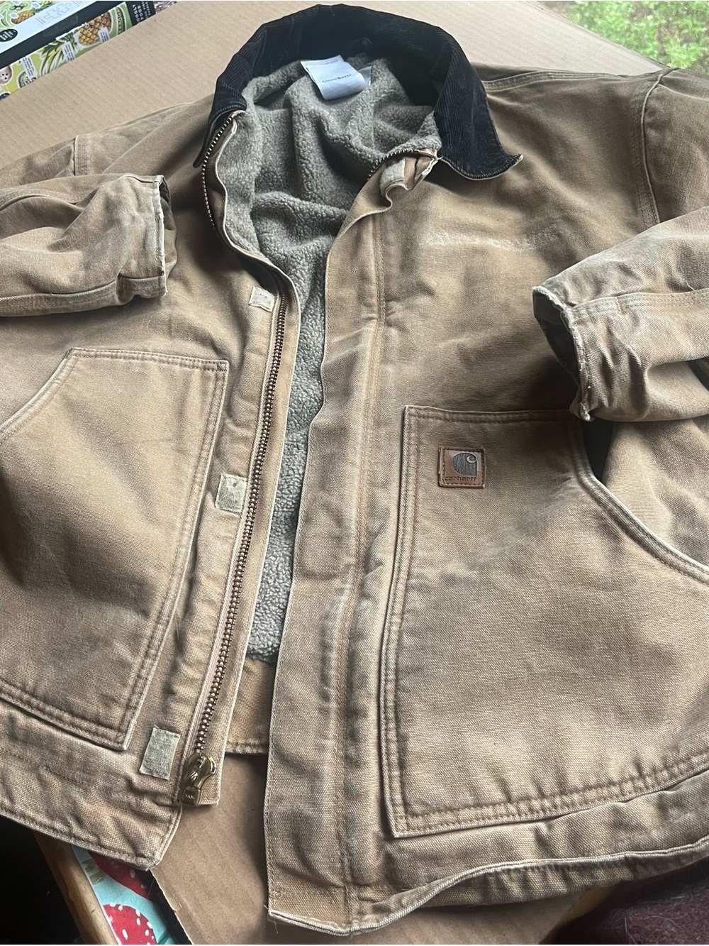 Men’s brown extra large Carhartt jacket